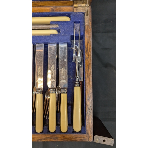 20 - A Norman Hirst & Co. Canteen Of Cutlery Complete In Hardwood Case With Lift Up Lid And 2 Drawers - O... 