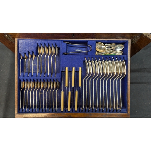 20 - A Norman Hirst & Co. Canteen Of Cutlery Complete In Hardwood Case With Lift Up Lid And 2 Drawers - O... 