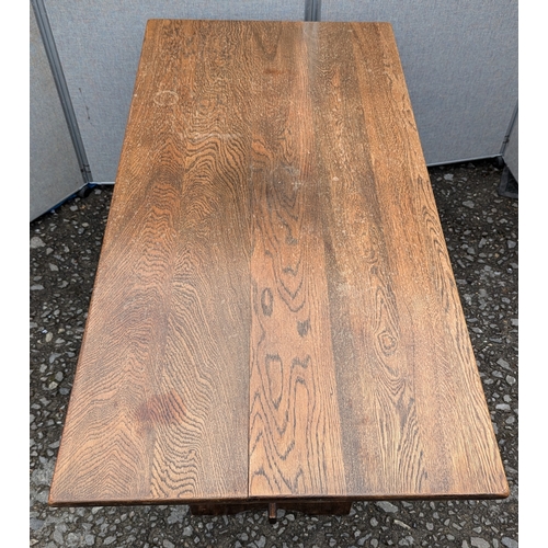 973 - Vintage Oak Refectory Kitchen Table - Top Has Split - 74 x 137 x 48cm