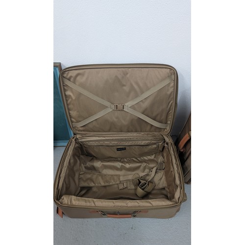 138 - Genuine Hartman Expandable Luggage - Near New Condition - Olive Green. Large Case with Brown Handle ... 