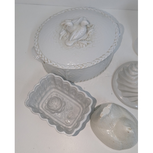 29 - A Quantity of Jelly Moulds and other Kitchen Ceramics inc. Royal Worcester, Shelley,  Loto, Grimwade... 