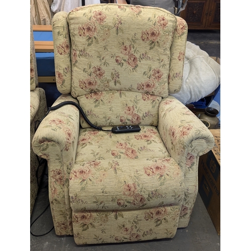 1031 - A Floral Celebrity Riser Recliner Armchair