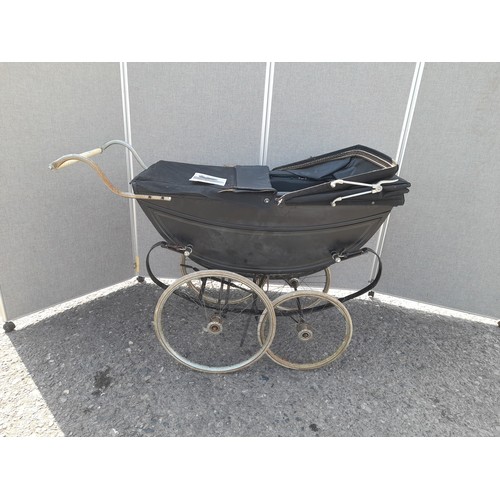 915 - A 'Millson' London Baby Carriage In Working Order