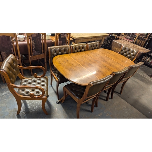 152 - A Dining Room Extendable Table And 8x Button Back Chairs - (2 Carvers) - 168 x 91 x 73cm Closed