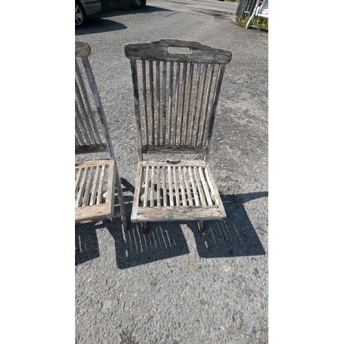 884 - 4 Garden Chairs