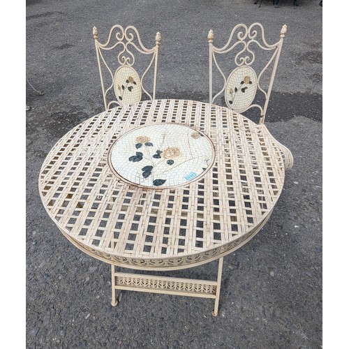 1013 - Folding Metal Bistro Table And 2 Chairs With Rose Motif - crack in motif