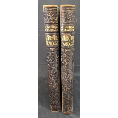 1093 - ..An Illustrated History Of French Literature In Two Volumes -1924