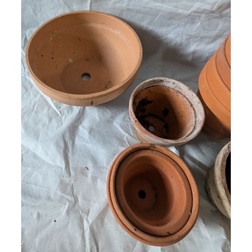 12 - A Selection Of Mixed Terracotta Plant Pots - 30 In Total