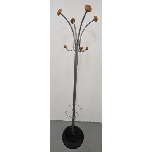 525 - Freestanding Coat And Hat Stand