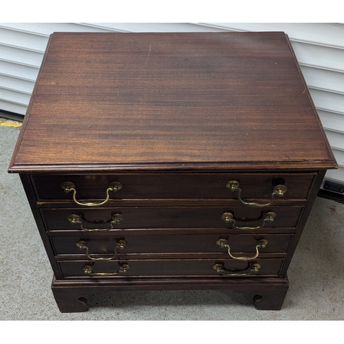 1101 - *Georgian 4 Drawer Chest With Brass Handles - 67 x 70 x 53cm