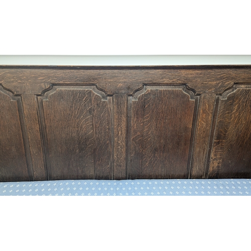 604 - George III Oak Panelled Settle With Blue Patterned Cushion - 108 x 185 x 75cm