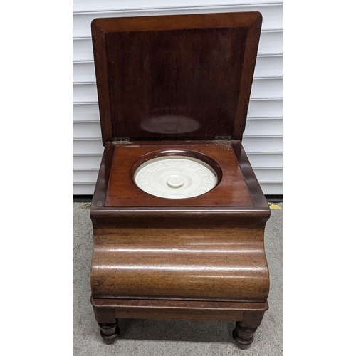 644 - An Antique Victorian Crotch Mahogany Chamber Pot Commode