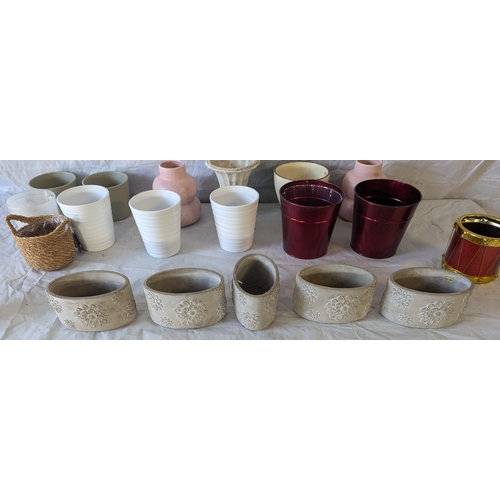 32 - Mixed Selection Of Ceramic Planters