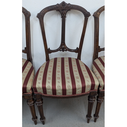 1103 - 5 x Late Victorian Carved Splat Back Dining Chairs