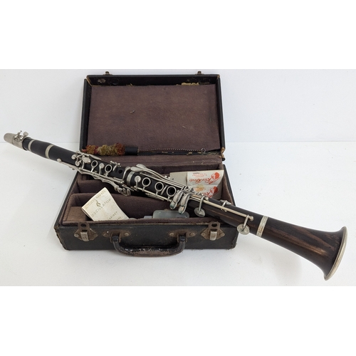 710 - A Vintage B6 Clarinet