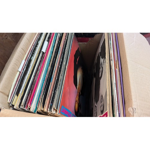 1071 - A Large Number of LP's inc. The Beatles 1962- 1969, Signed Bay City Rollers Album, Classical, Pop,  ... 