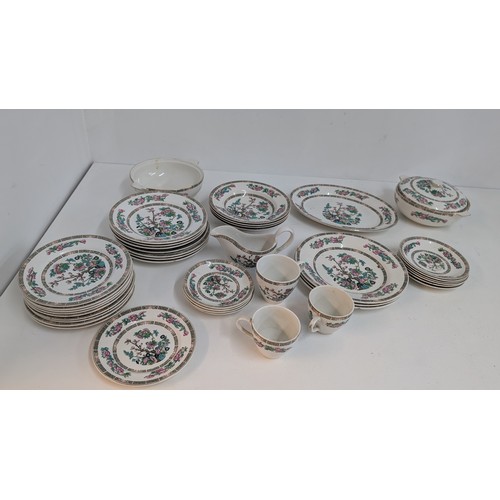 1120 - .A Quantity of Lord Nelson Pottery Indian Tree Dinner/ Tea Service ( some damages) inc. 9 x 20cm Pla... 