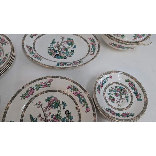 1120 - .A Quantity of Lord Nelson Pottery Indian Tree Dinner/ Tea Service ( some damages) inc. 9 x 20cm Pla... 