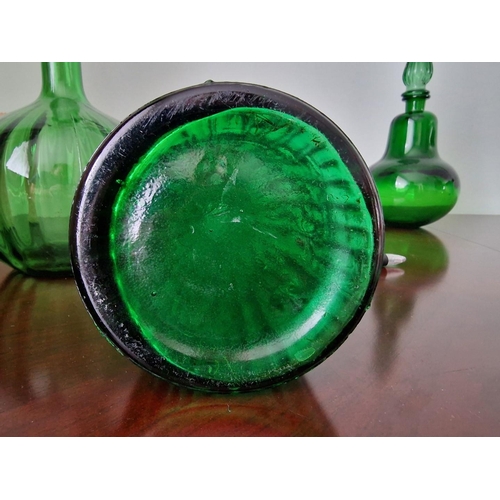 85 - 3 x Vintage Green Glass Genie Bottles with Stoppers, (Max H: 57cm), 3 pcs