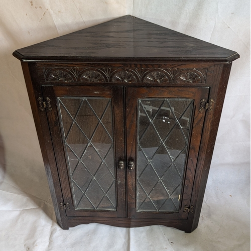 1083 - ..Wall Hanging Corner Unit With Leaded Glass Doors - 88 x 69 x 39cm