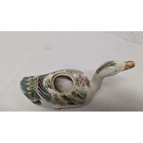 871H - .19th Century Japanese Pottery Duck Teapot/Kettle In Form Of A Seated Duck - Missing Bronze Or Wire ... 