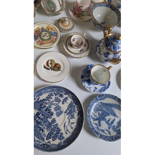 793 - A collection of Antique & vintage Miniature China & Porcelain Items including Spode, Royal Crown Der... 