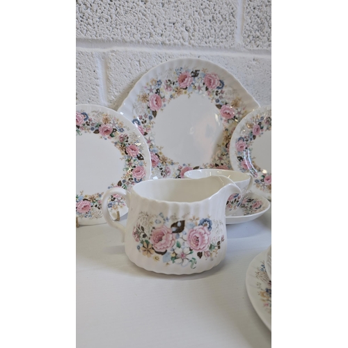 865 - Vintage Minton Rose Garland Part Tea Service - Good Condition