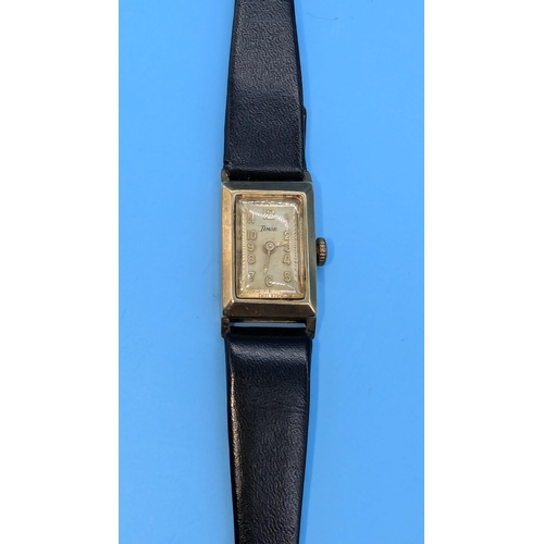 652 - A Vintage 9ct Cased Ladies Timor