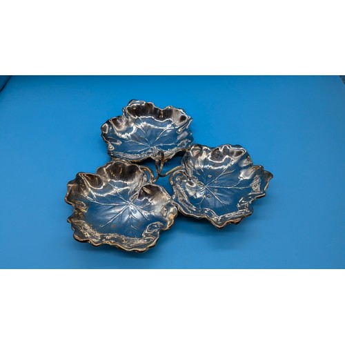 65 - A Hallmarked Royal Irish Silver Co. Three Section Leaf Tray - Approximately 25cm Diameter - 285gms