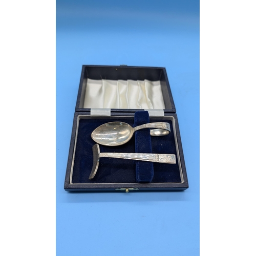 93 - A Babies Hallmarked Silver Push And Pull Spoon - Encased - 45gms