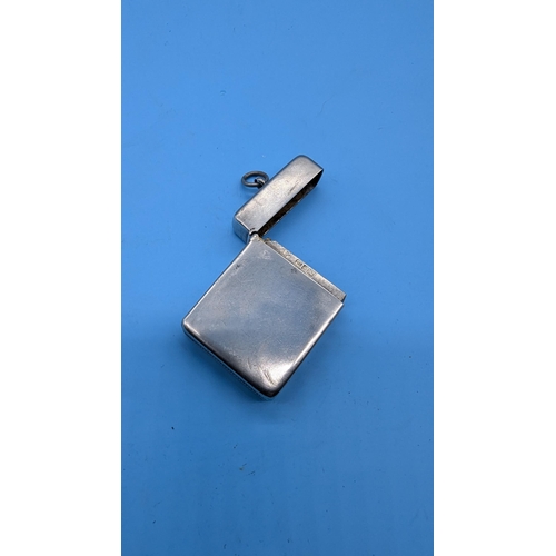 95 - A Hallmarked Silver Vesta Case