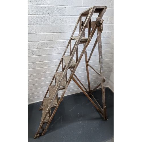 1123 - Vintage 5 Tread Wooden Step Ladder