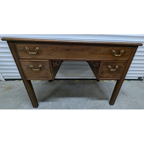 754 - Antique Knee Hole Desk with 3 x Drawers and Brass Handles. 78cm x 107cm x 62cm