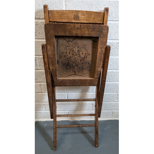 784 - A Pair Of Antique Folding Chairs