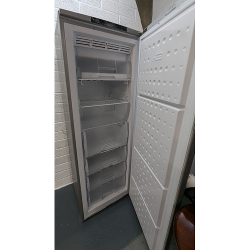 928 - Beko Silver Upright Freezer - 1 Drawer Missing And In Need Of A Clean - 168 x 60 x 55cm