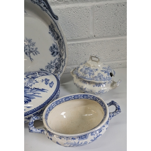 934 - A Box Of Blue And White China