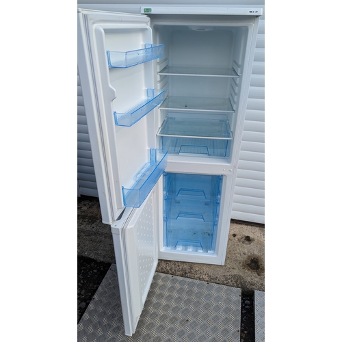 959 - LEC Fridge Freezer