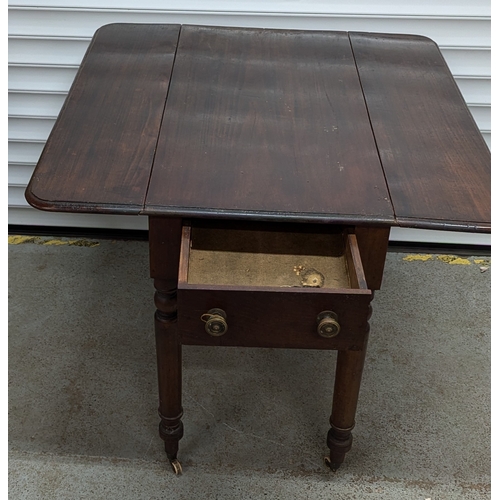 997 - Antique Pembroke Table With Turned Legs, One Drawer And Brass Handles