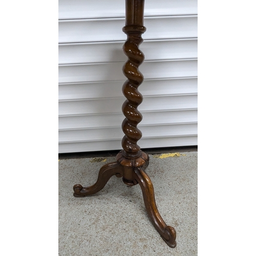 1021 - Walnut William IV Occasional Table - Top Needs Attention