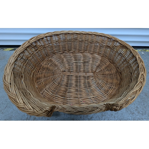 1031 - Large Oval Wicker Dog Basket - 14 x 92 x 72cm