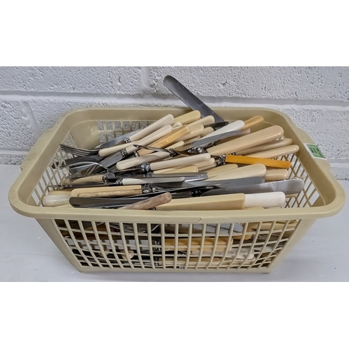 1194 - Large Quantity Of Mixed Cutlery