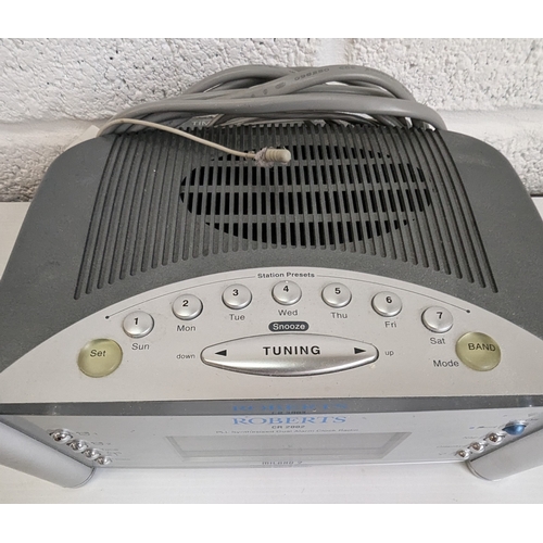 983 - Roberts CR2002 PLL Synthesised Alarm Clock Radio