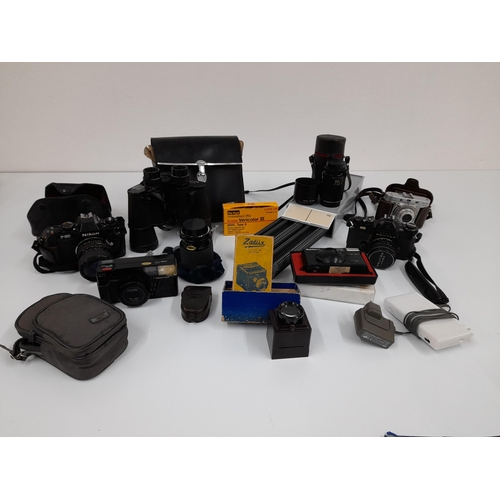 1086 - A Pentax And Other Film Cameras And Lenses