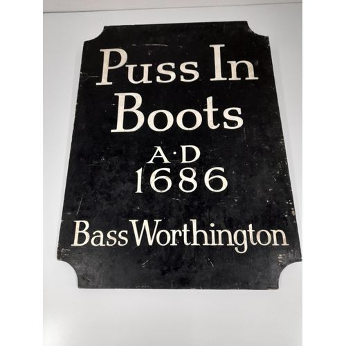 1088 - A Puss In Boots Pub-Brewery Wooden Sign AD1686 Bass Worthington