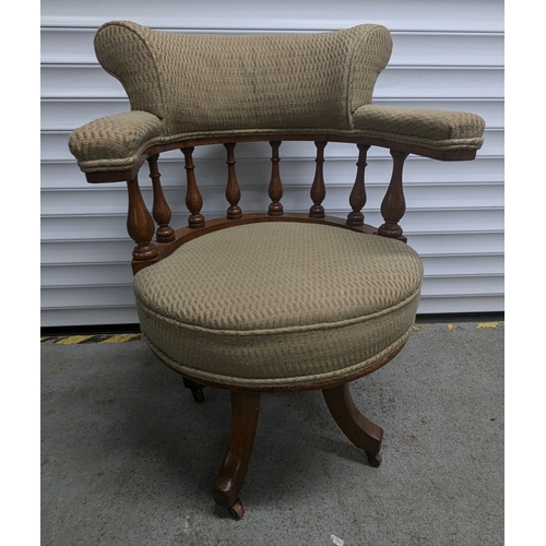 1335 - Antique Oak Swivel Desk Chair