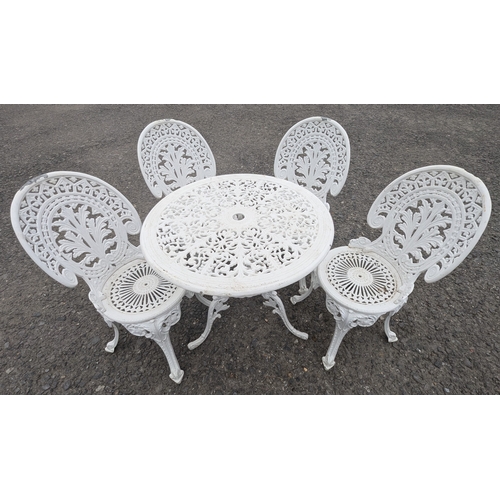 1454 - White Metal Table And 4 Chairs