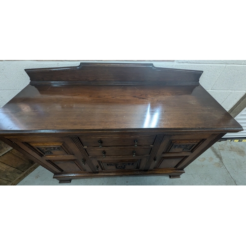 1318 - Victorian Oak Chiffonier Sideboard Server With Carved Detailing And Brass Drop Handles - 2 Drawers A... 