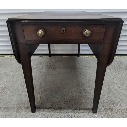 1323 - Antique George III Mahogany Pembroke Table With Drawer And Extending Leaves - 66 x 50 (closed) 104 (... 