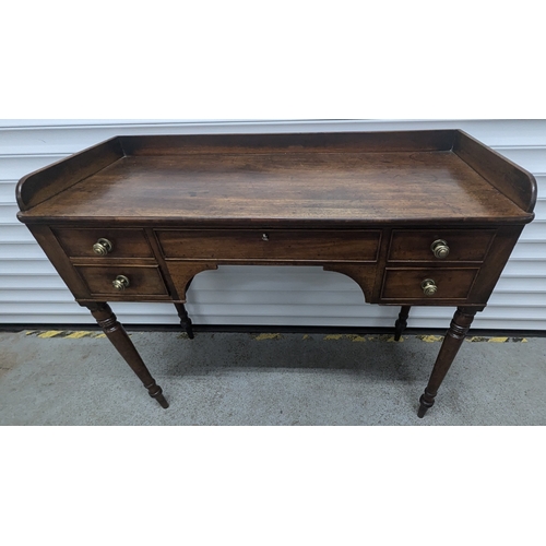 1324 - Regency Writing Table On Turned Legs - 85 x 105 x 48cm