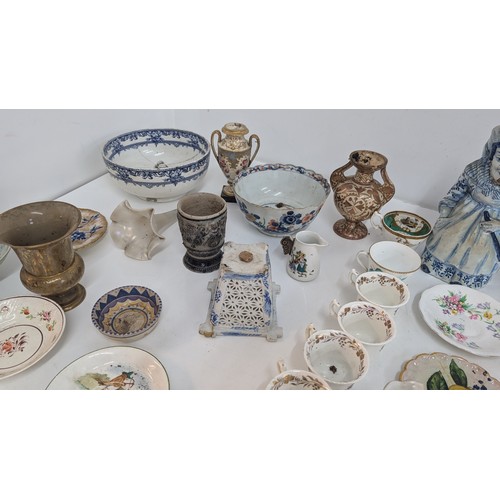 174 - A Quantity of 18th and 19th Century China inc. Antique Hammersley, First Period Antique Worcester Ba... 